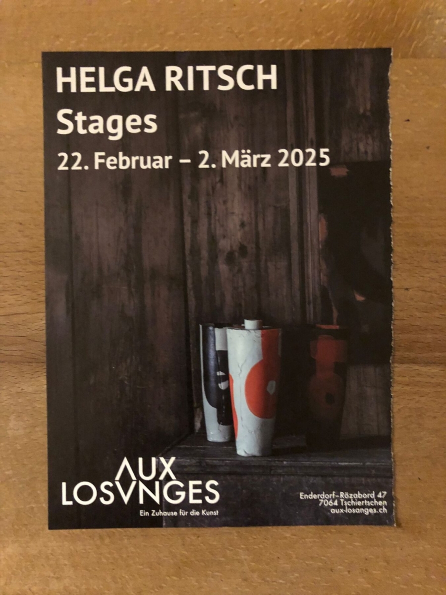Solo Ausstellung in Tschiertschen/GR. ‘stages’. Im Zuhause für die Kunst ‘Aux-Losanges’. 22. Februar bis 2. März 2025. Foto aus ‘Kunstbulletin’ Schweiz. Januar 2025.