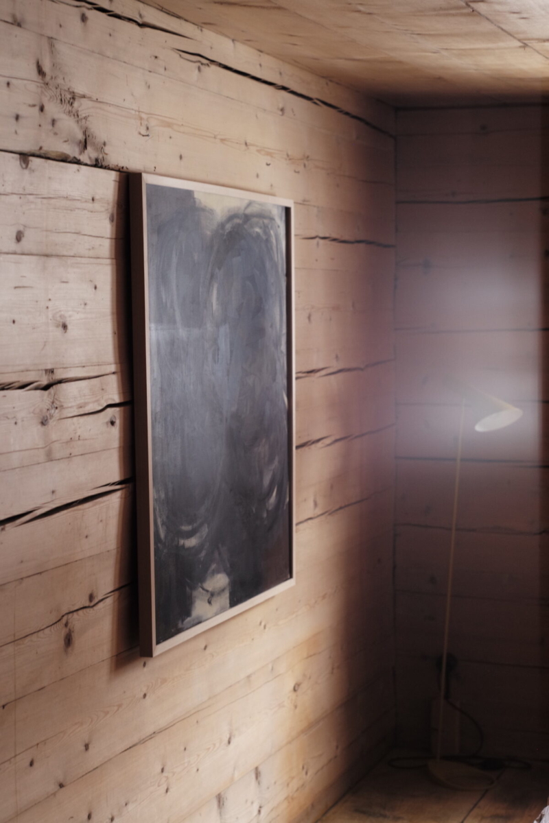 Solo Ausstellung in Tschiertschen/GR. ‘stages’. Im Zuhause für die Kunst ‘Aux-Losanges’. 22. Februar bis 2. März 2025.